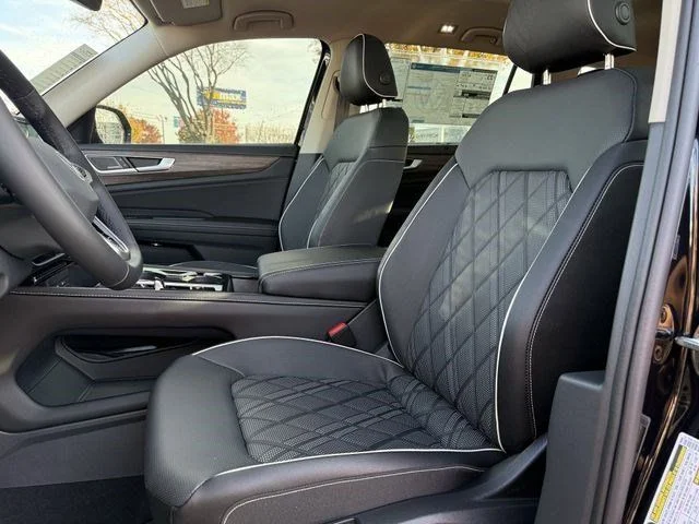 2026 Volkswagen Atlas SEL Premium R-Line - Photo 19