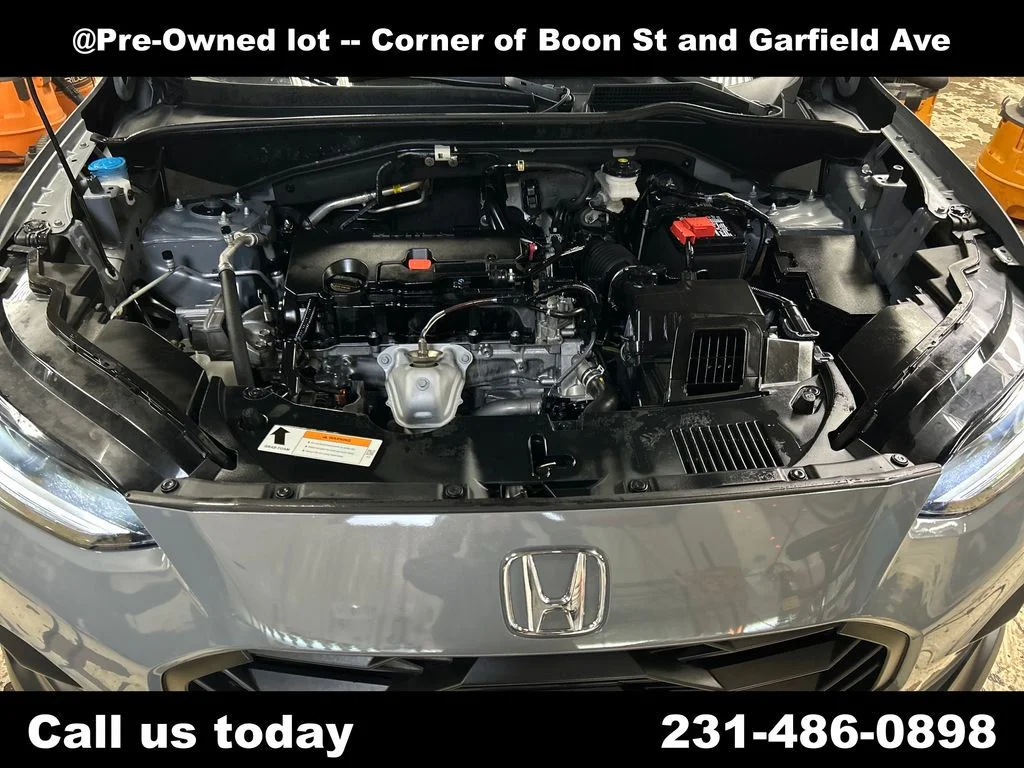 Used 2024  Honda Sport image 9
