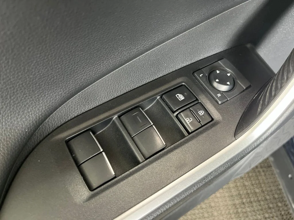Used 2021 Blue Toyota XSE image 5