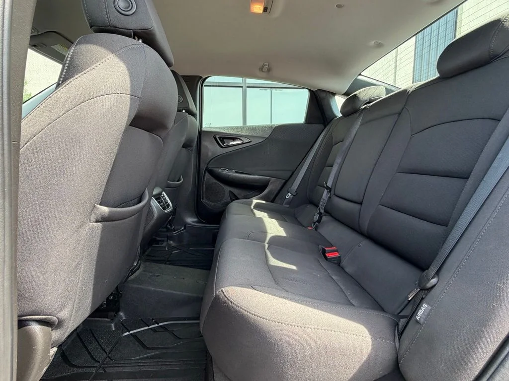 Used 2018 Black Chevrolet LT image 22