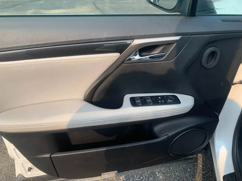 Used 2017 White Lexus 350 image 12