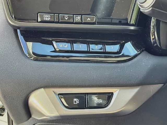 Certified Used 2026 White Pearl Lexus RX 350 Premium+ image 37