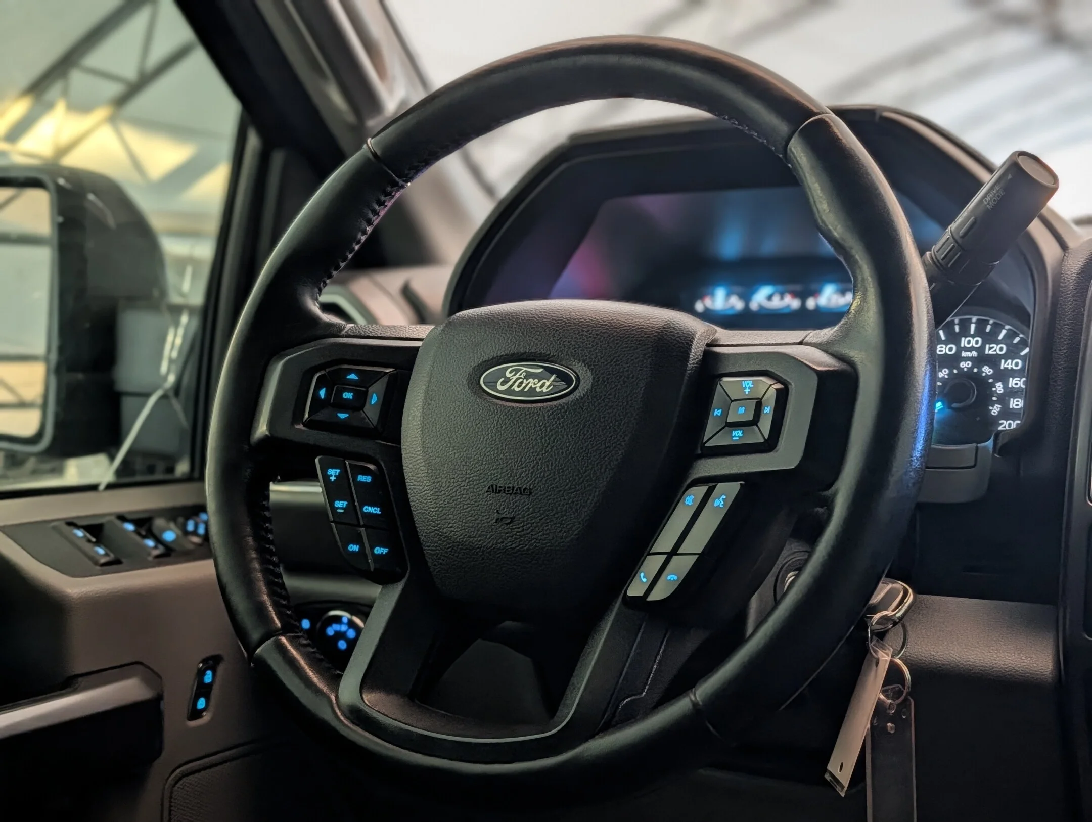 Used 2020 Black Ford XLT - 302A Pkg - 5.0L V-8 - Rear View Camera - XL 4WD SuperCrew 5.5 Box image 16