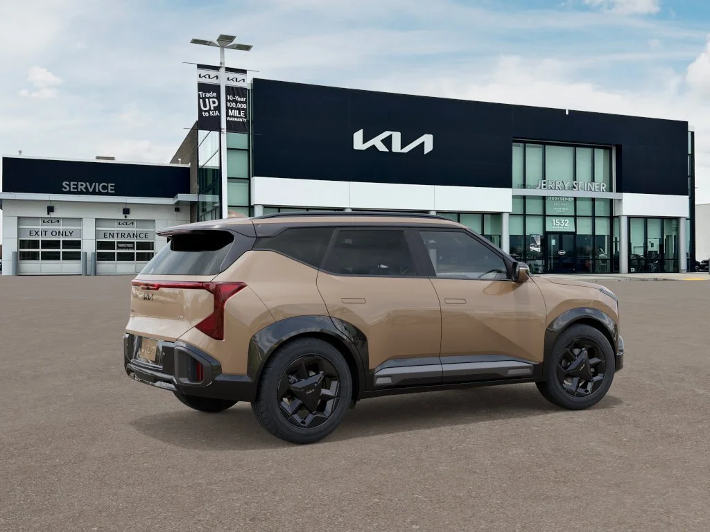 New 2027 Terrain Brown Kia X-Line S image 6