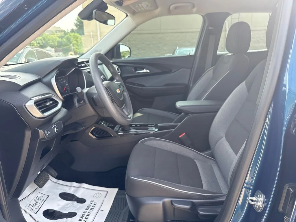 Used 2021 Blue Chevrolet LS image 10