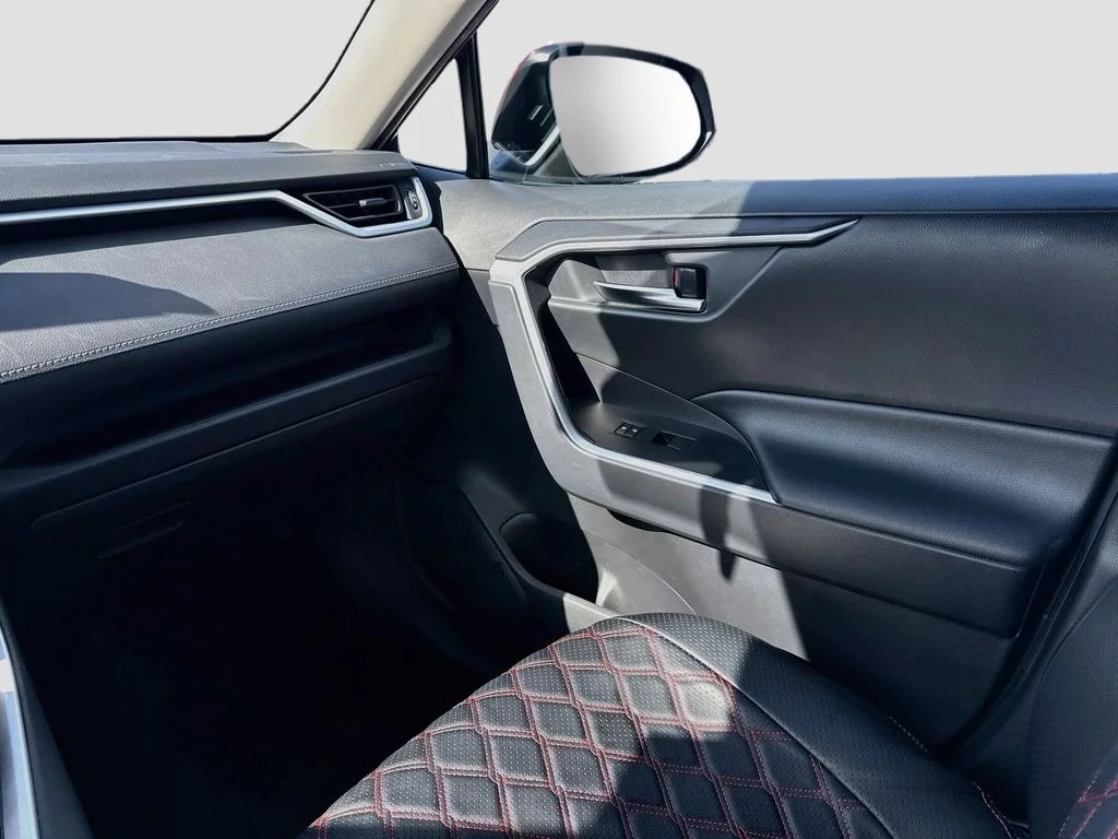Used 2021 Red Toyota XLE image 30
