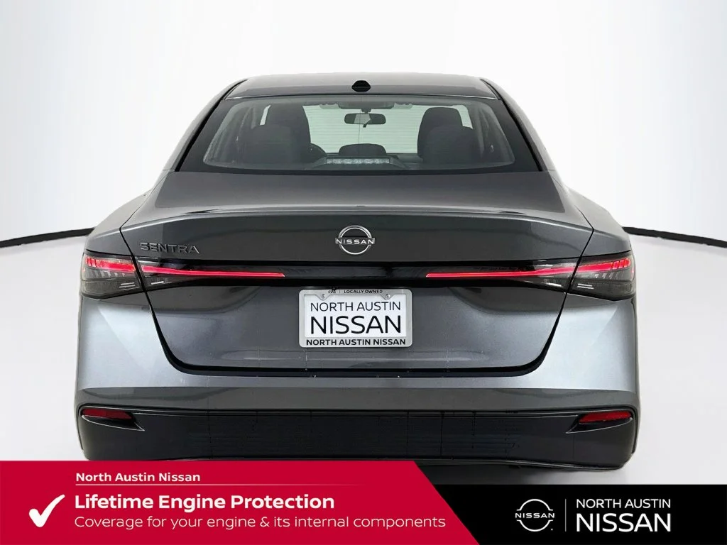 New 2027 Gray Nissan S image 7