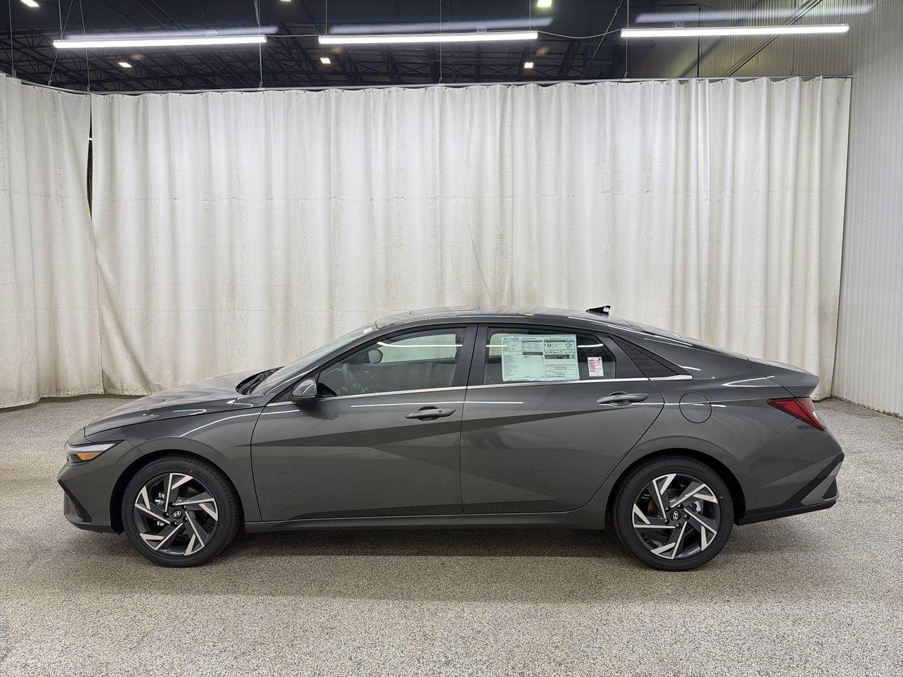 New 2026 Amazon Gray Hyundai Limited image 6