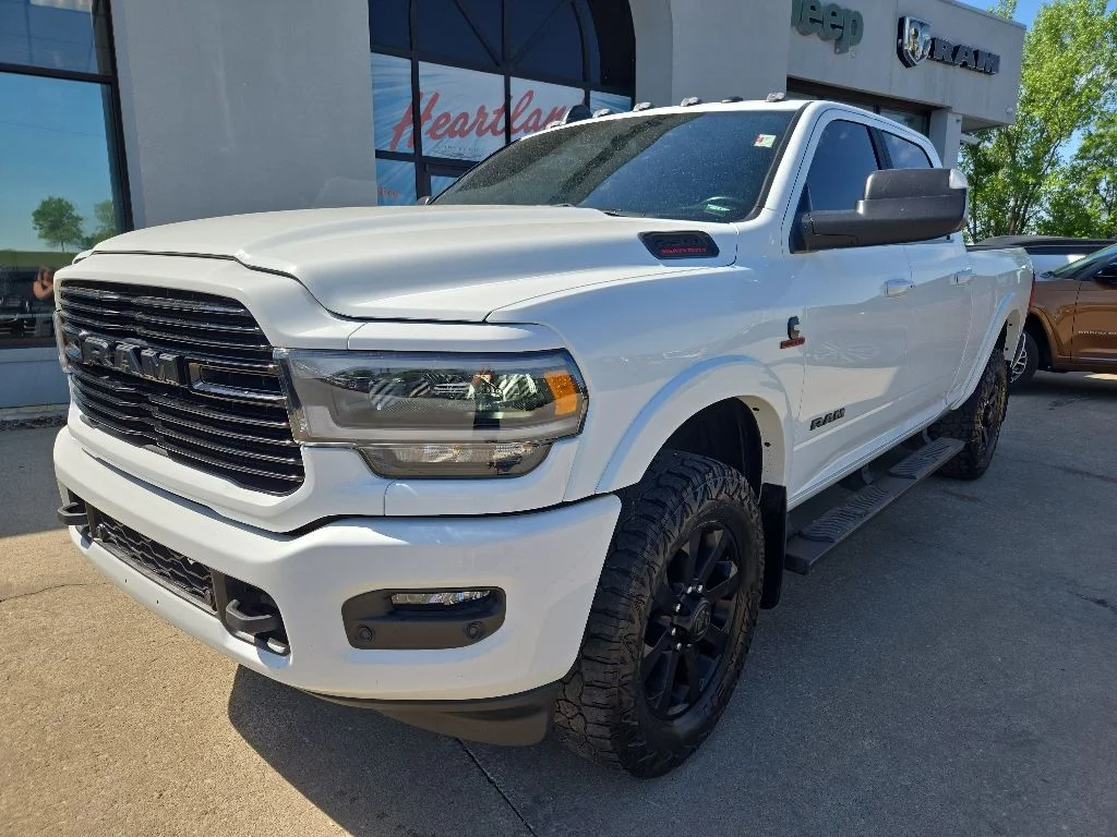 Used 2022 RAM Ram 2500 Pickup Laramie with VIN 3C6UR5FL2NG404093 for sale in Kansas City