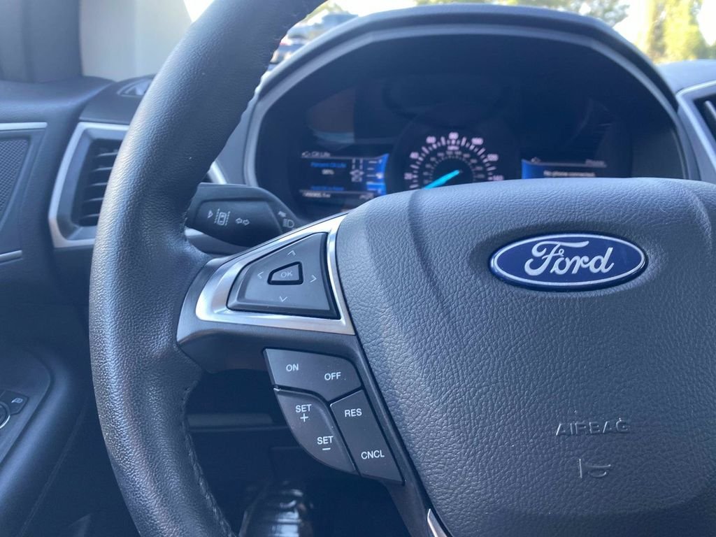 Certified Used 2024 Iconic Silver Metallic Ford SEL image 31
