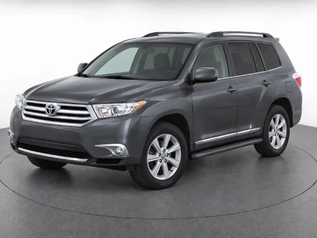 Used 2011 Magnetic Gray Metallic Toyota Base image 2