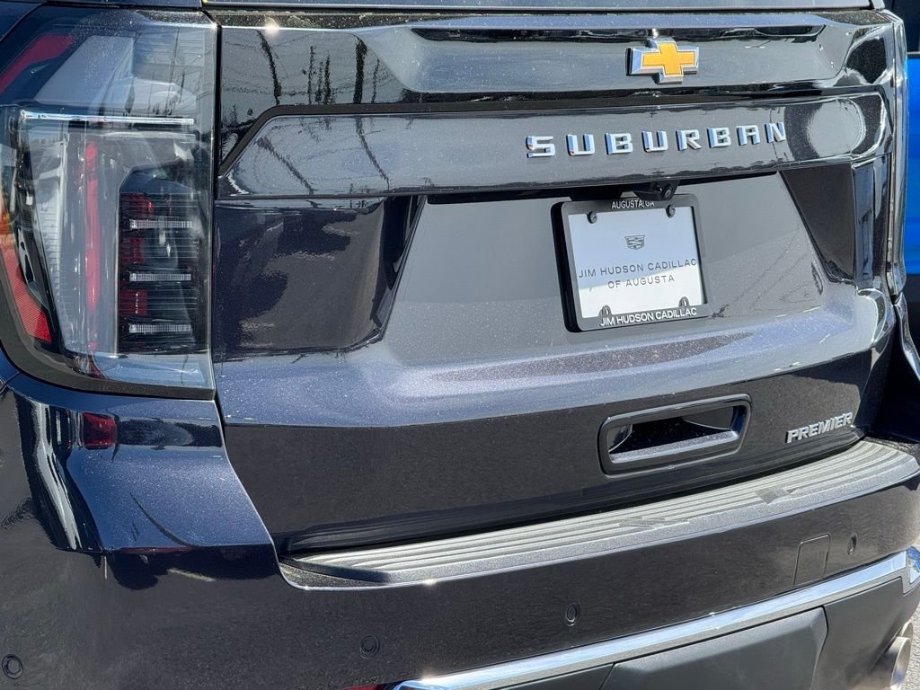 Used 2025 Gray Chevrolet Premier image 9