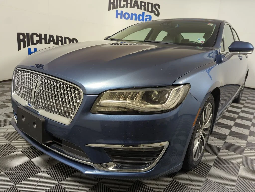 2019 Lincoln MKZ Hybrid Base/Premiere FWD's photo