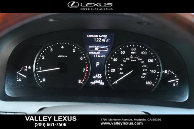 Used 2015  Lexus 460 image 11