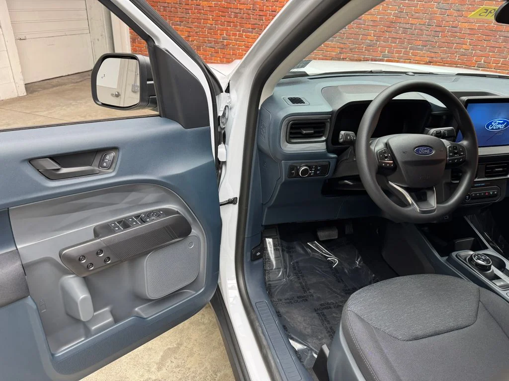 New 2026 Oxford White Ford XL image 7