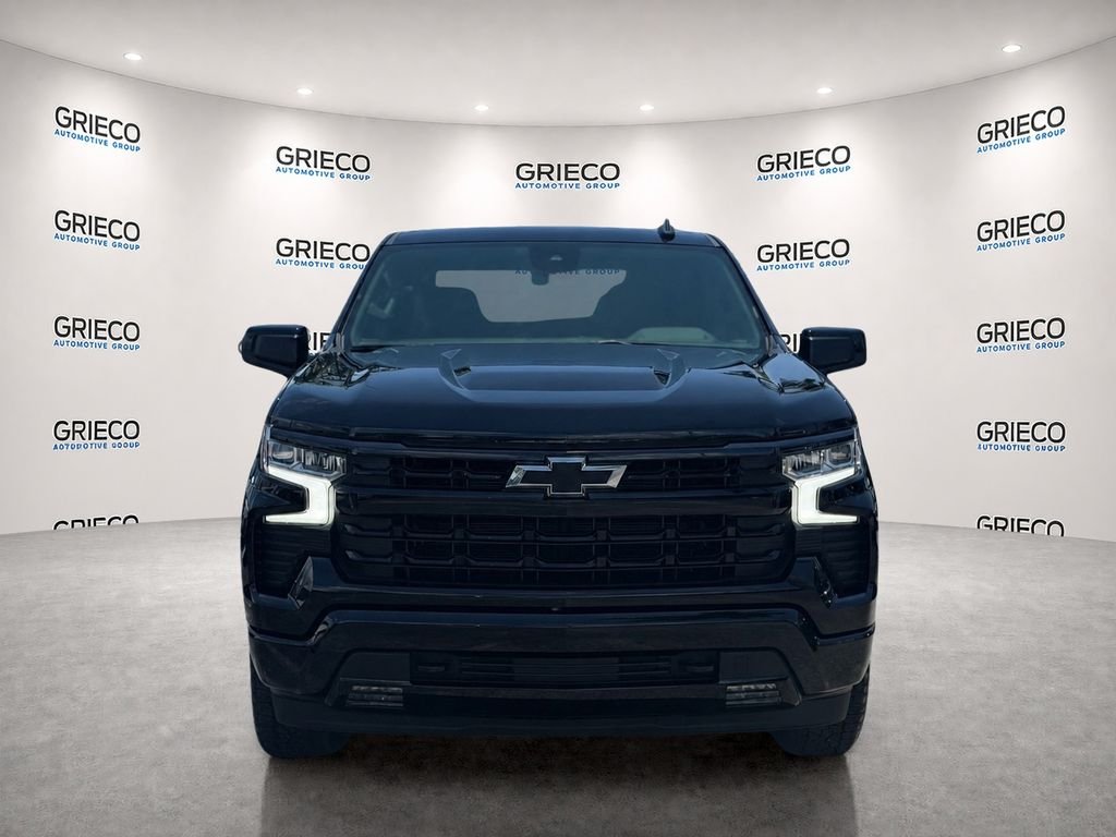Used 2025 Black Chevrolet RST image 2
