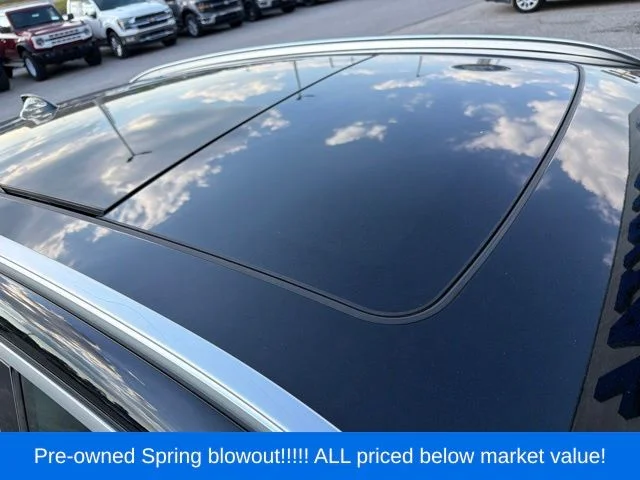 Used 2020 Black BMW xDrive30i image 10