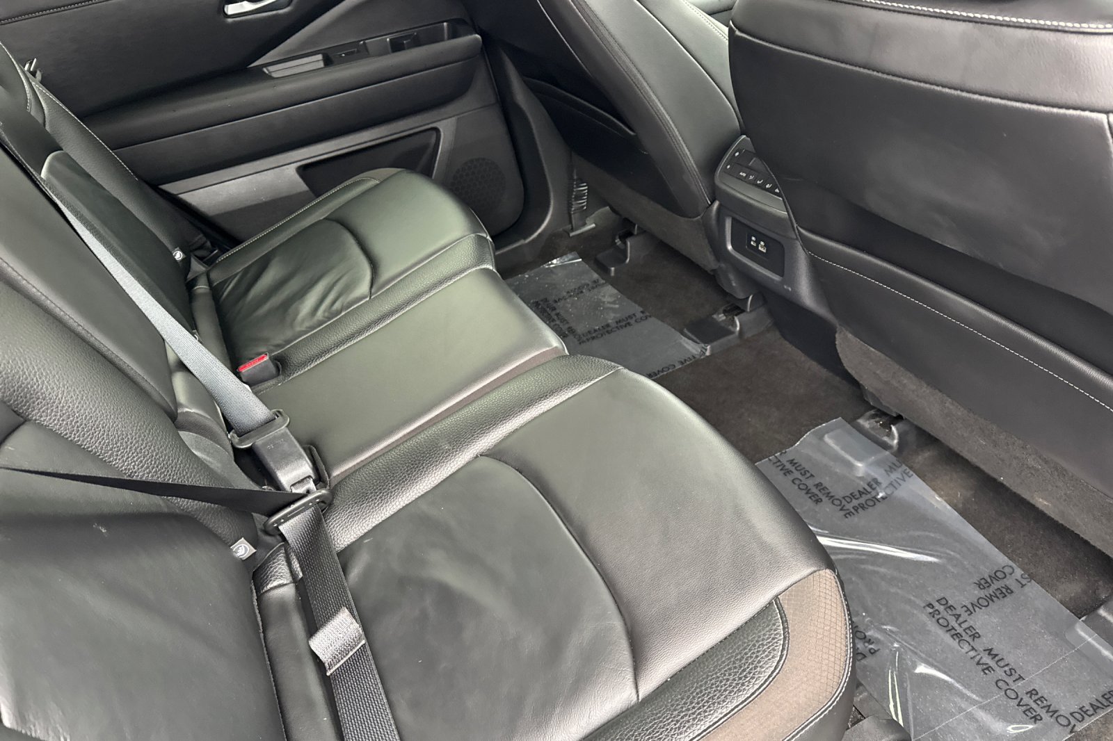 2025 Nissan Pathfinder SL - Photo 53
