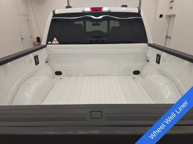 New 2026 Star White Metallic Tri-Coat Ford Platinum® image 21