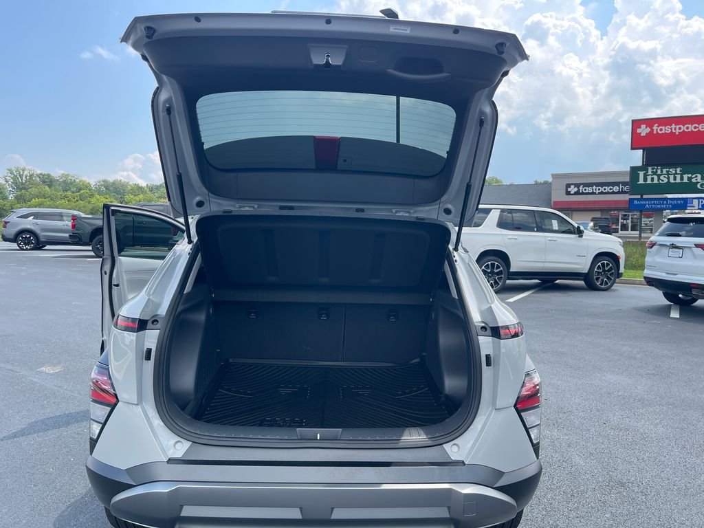 2026 Hyundai Kona SEL Premium - Photo 9