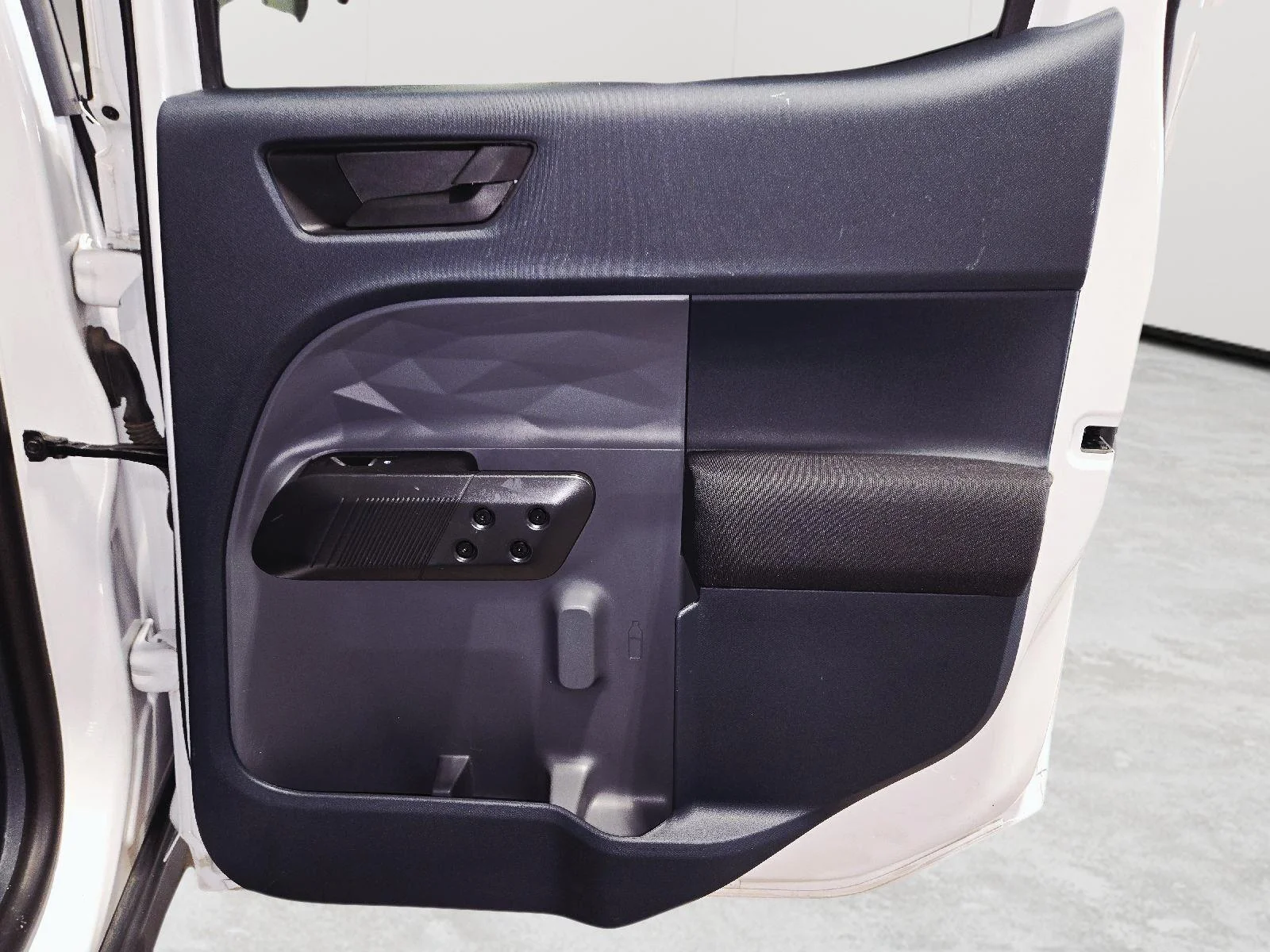 Used 2022 Oxford White Ford XL image 43