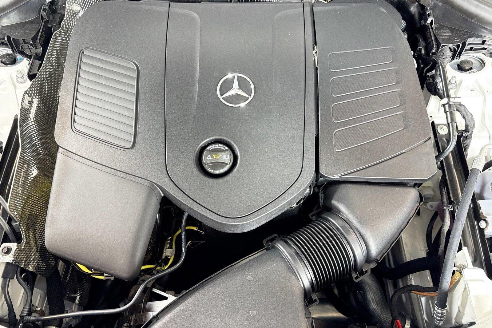 New 2026 Polar White Mercedes-Benz GLC 300 image 28