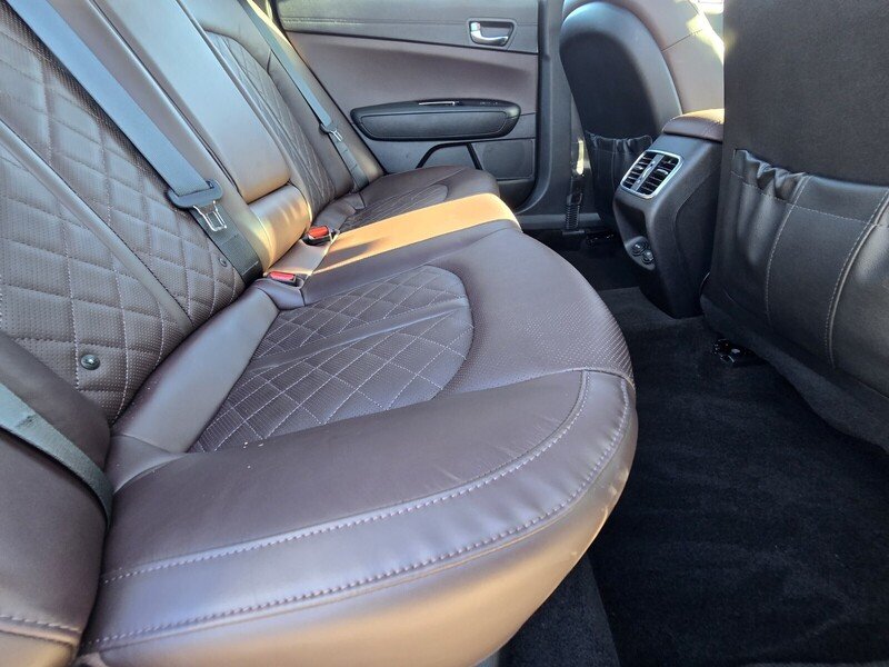 Used 2019 Snow White Pearl KIA SX AUTO image 15