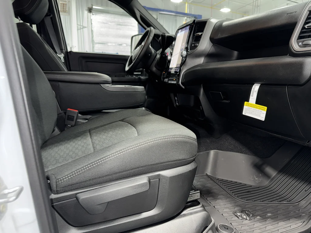 2025 RAM 2500 Tradesman - Photo 26