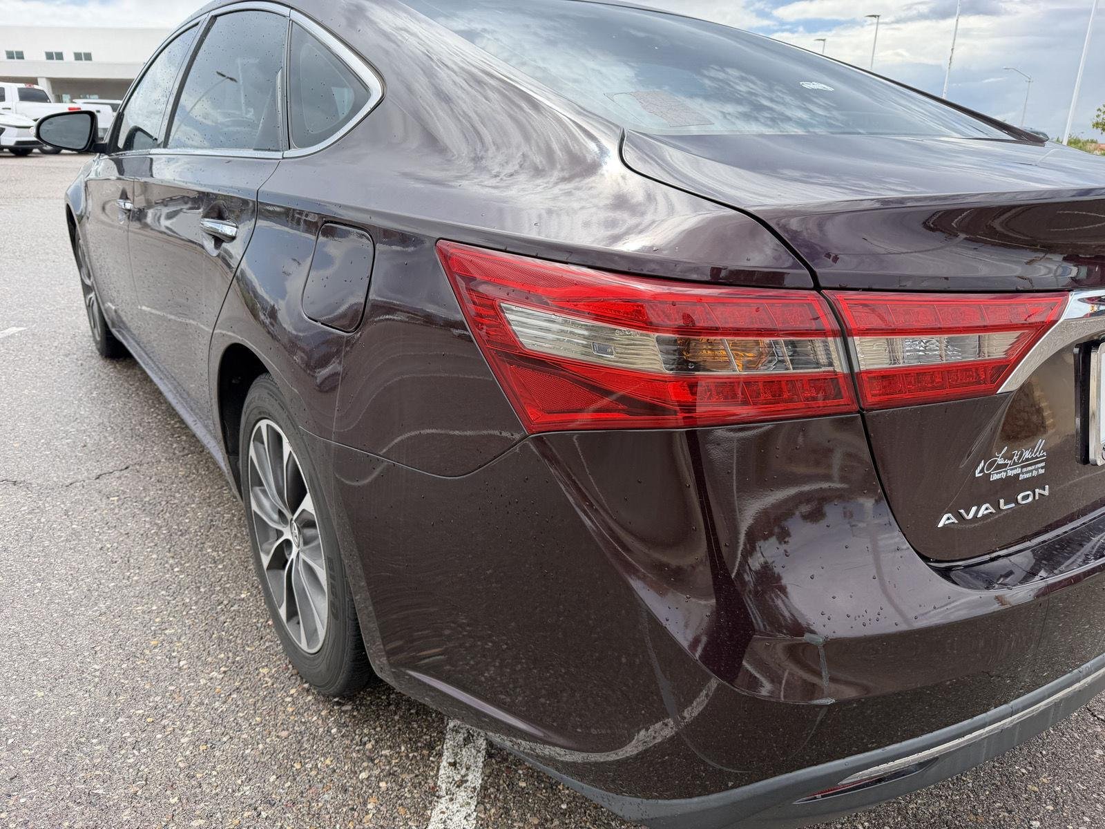 Used 2018 Sizzling Crimson Mica Toyota Hybrid XLE Premium image 10