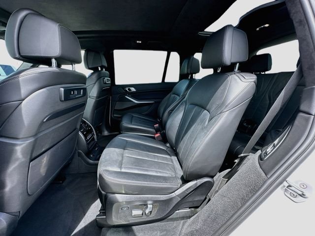 Used 2020 White BMW M50i image 26