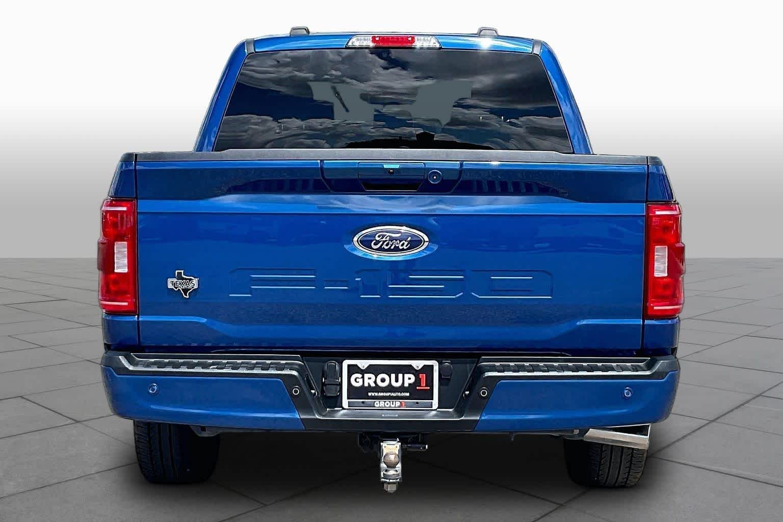 Used 2023 Atlas Blue Metallic Ford XLT image 5