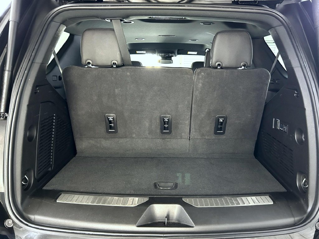 2025 Chevrolet Tahoe Premier - Photo 23