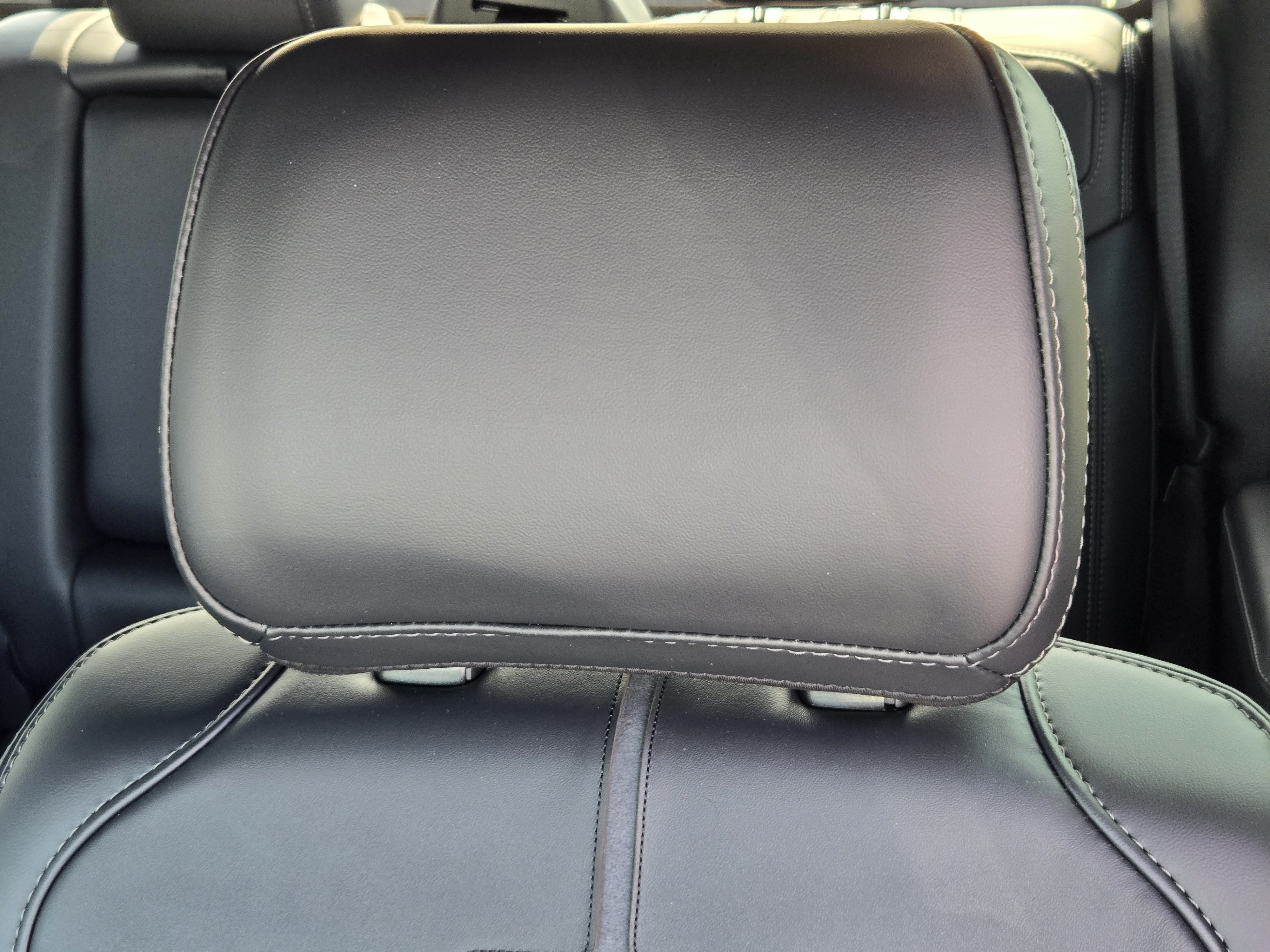 New 2026 Carbonized Gray Metallic Ford Platinum image 16