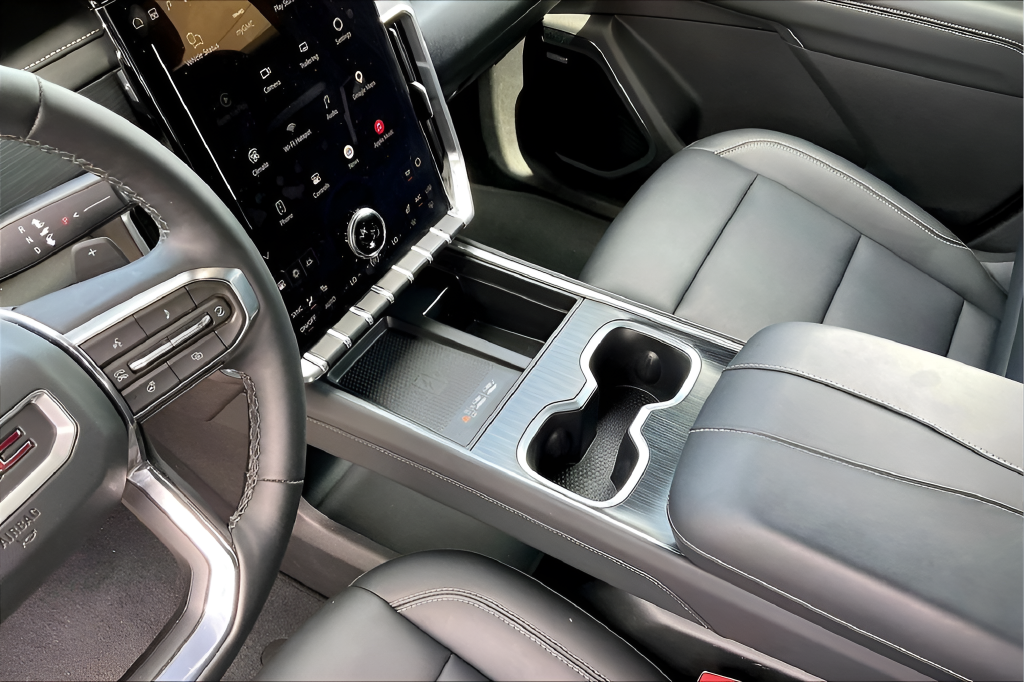 Used 2026 Silver GMC Elevation image 15