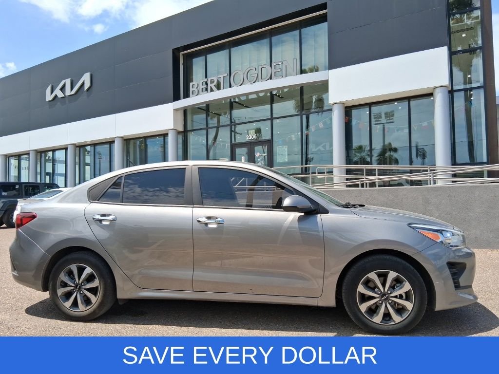 Used 2022 Gray Kia S image 3