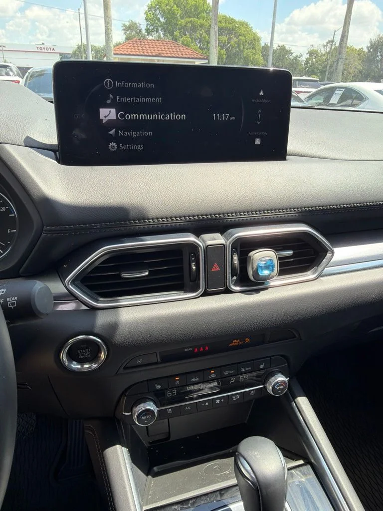 Used 2025 Quartz Metallic Mazda 2.5 S Premium Plus Package image 2