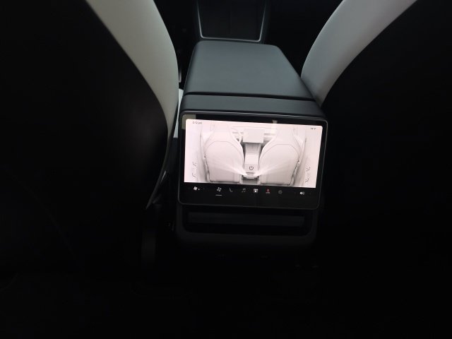 Used 2026  Tesla Performance image 25