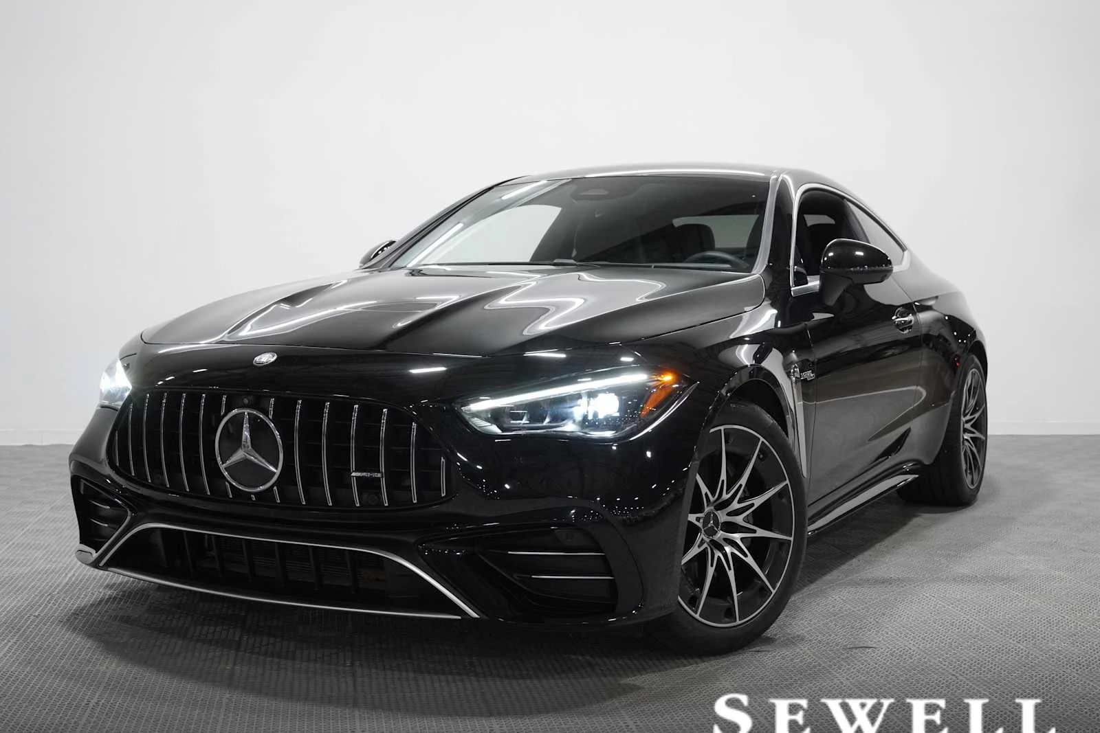 2025 Mercedes-Benz CLE AMG 53 4Matic's photo