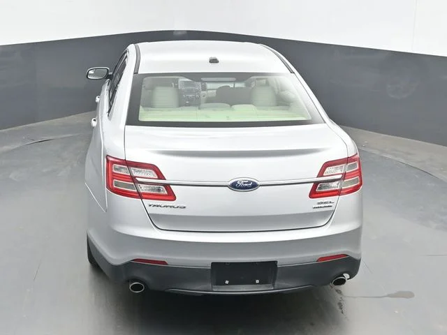 Used 2013 Ingot Silver Ford SEL image 22