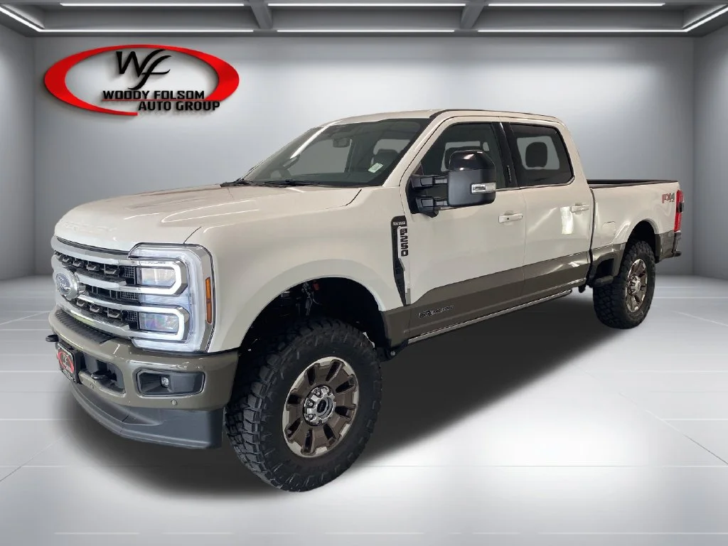 New 2026 Star White Metallic Tri-Coat Ford F-250® King Ranch® image 12