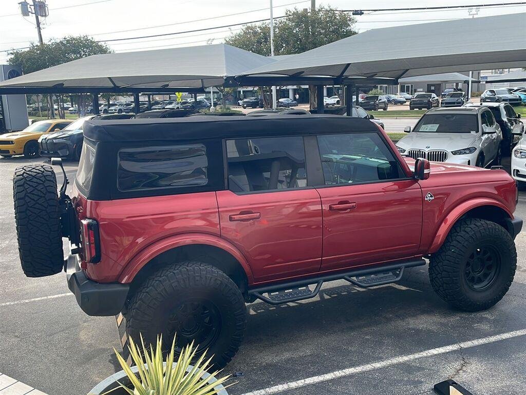Used 2024 Hot Pepper Red Metallic Tinted Clearcoat Ford Outer Banks image 4
