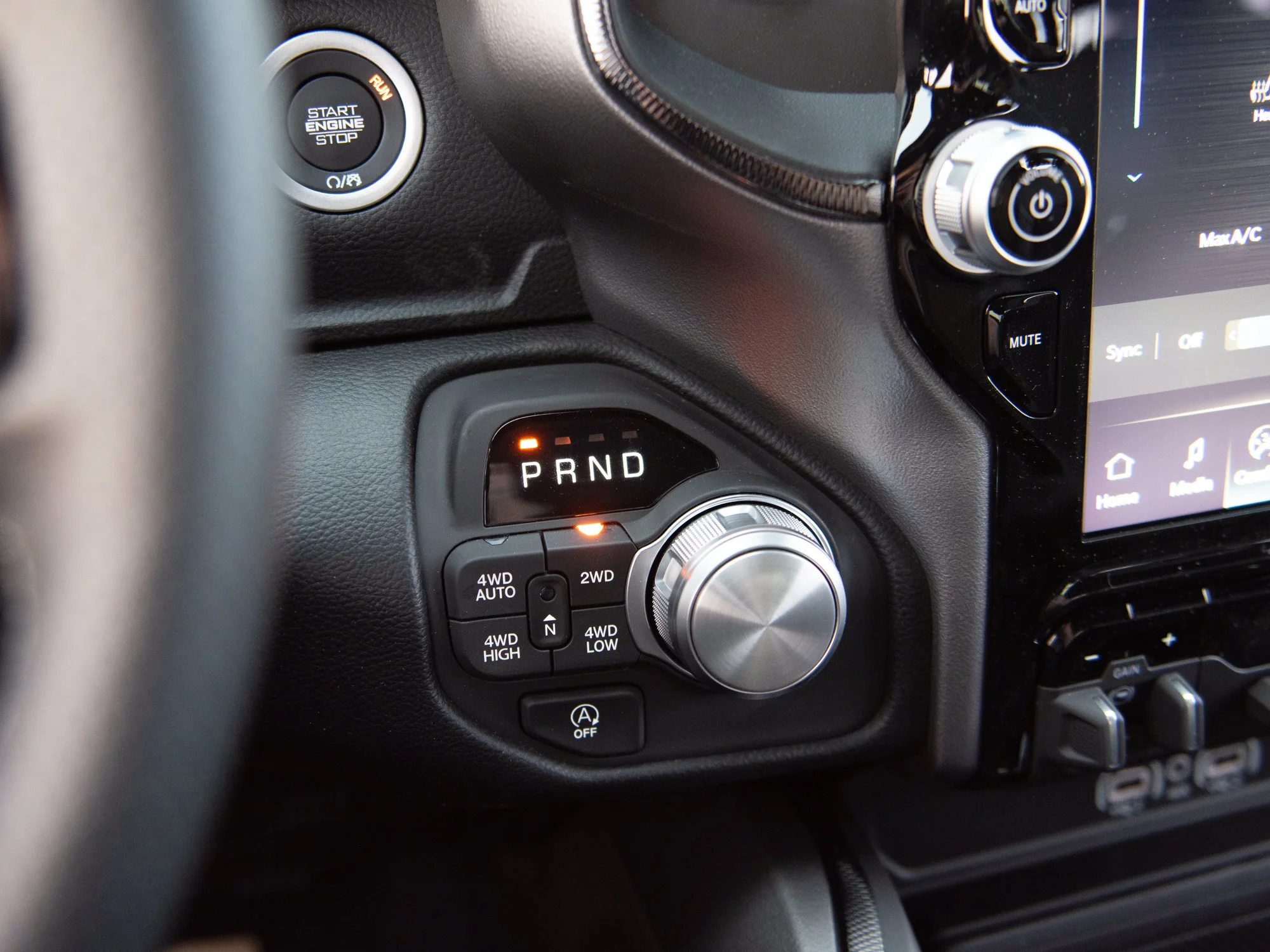 New 2026 White RAM Sport* Crew Cab 4x4, HEMI V8, Heated Seats/Wheel, Alpine Audio, 3.92 Rear Axle image 14