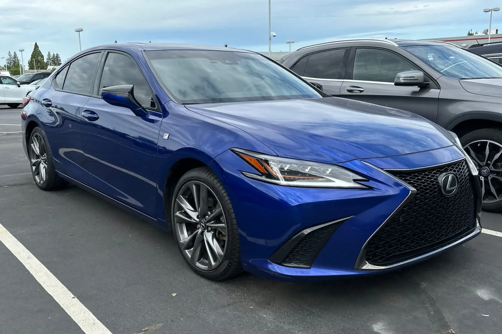 Used 2019 Ultrasonic Blue Mica 2.0 Lexus F SPORT image 3