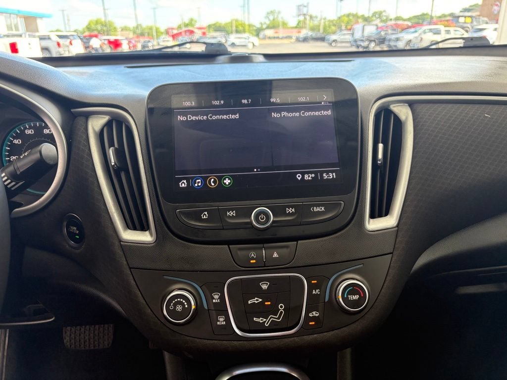 Used 2021 SUMMIT WHITE Chevrolet RS image 7