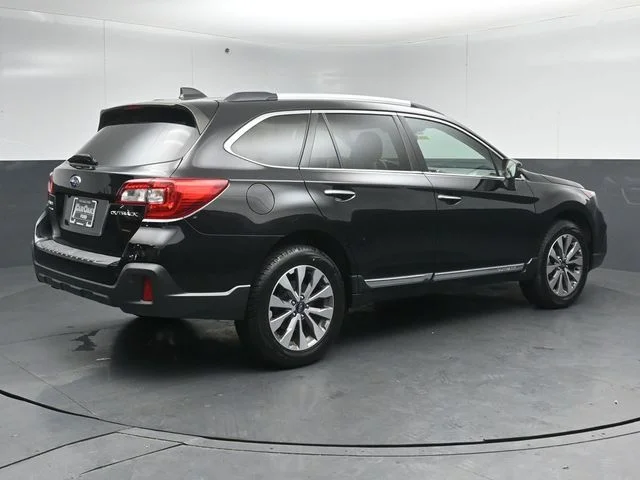 Used 2019 Black Subaru 2.5i image 7