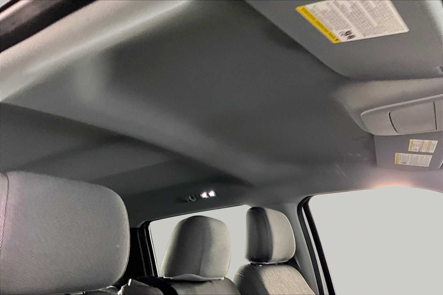Used 2022 Oxford White Ford XL image 40