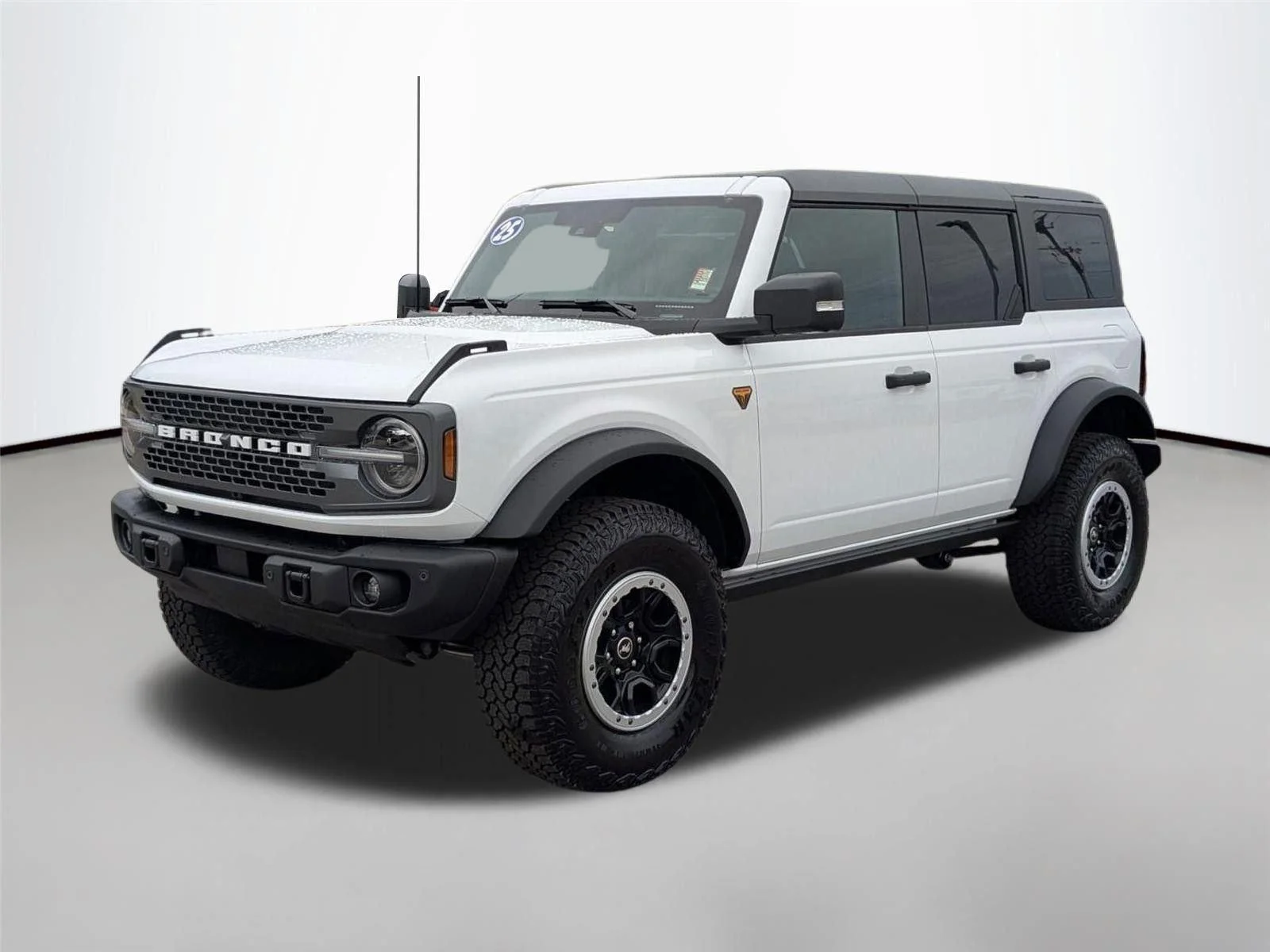 2025 Ford Bronco Badlands 4x4's photo
