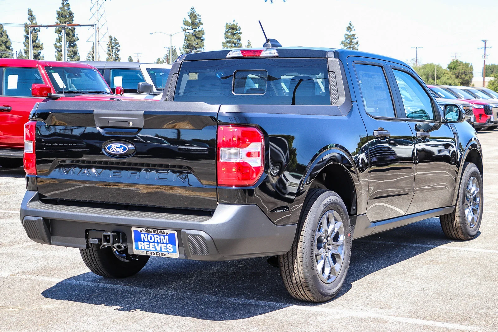 New 2026 Shadow Black Ford XLT image 6