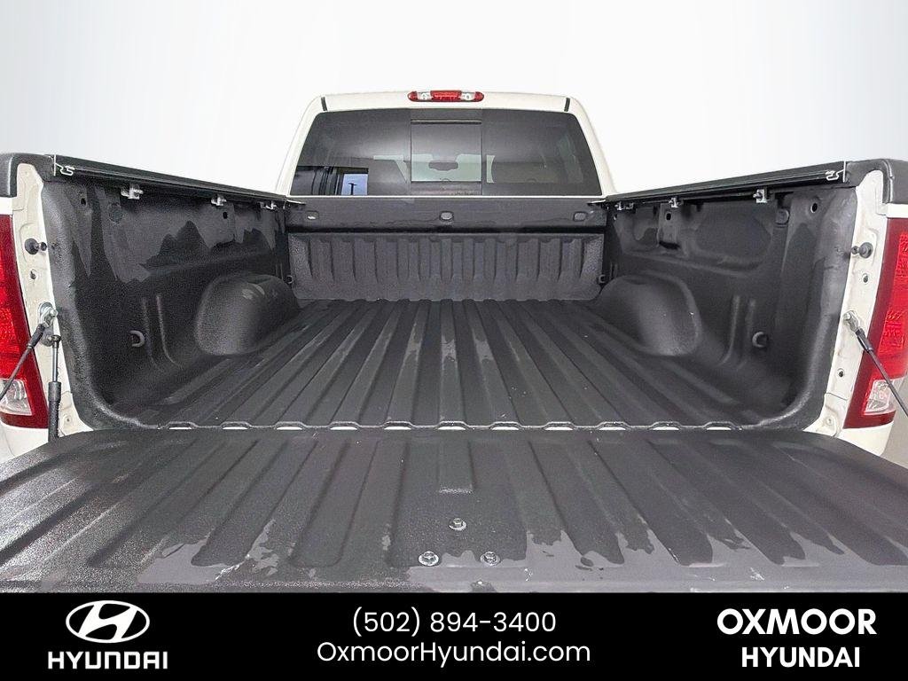 Used 2012 White Diamond Tricoat GMC SLT image 24