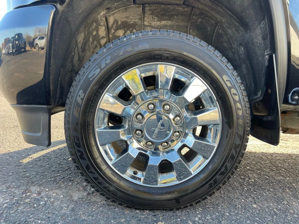 Used 2016 Black GMC Denali image 20